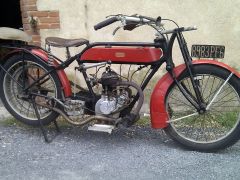 Louer une BENOIT-GONIN 350cc de de 1920 (Photo 2)
