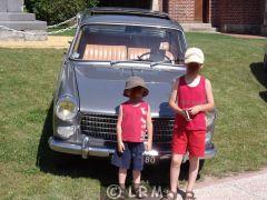 PEUGEOT 404 Super Luxe (Photo 1)