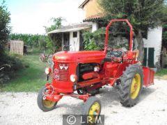 MASSEY HARRIS Pony 820D (Photo 1)