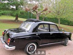MERCEDES 180 B (Photo 3)