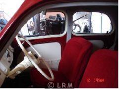 RENAULT 4CV (Photo 2)