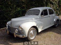 PEUGEOT 203 (Photo 1)