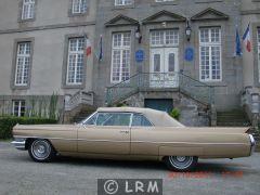 CADILLAC Deville (Photo 2)