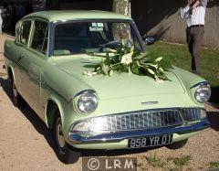 FORD Anglia DeLuxe (Photo 2)