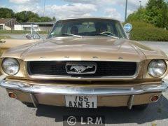 FORD Mustang 220CV (Photo 2)