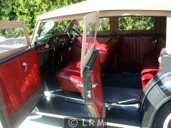 FORD Deluxe Phaeton V8-48 (Photo 4)