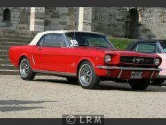 FORD Mustang (Photo 1)