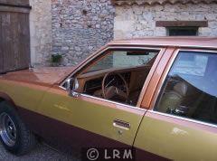 OLDSMOBILE Custom Cruiser (Photo 3)