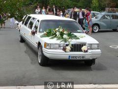 LINCOLN TOWNCAR (Photo 1)