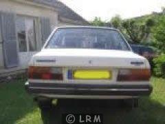 PEUGEOT 305 (Photo 2)