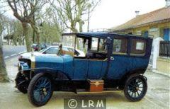 UNIC Coup� Chauffeur (Photo 2)