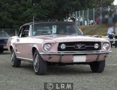 FORD Mustang (Photo 3)