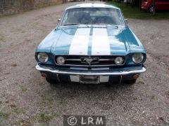 FORD Mustang (Photo 3)
