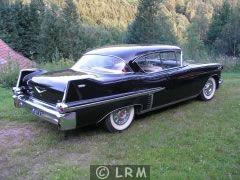 CADILLAC Sedan de Ville (Photo 3)