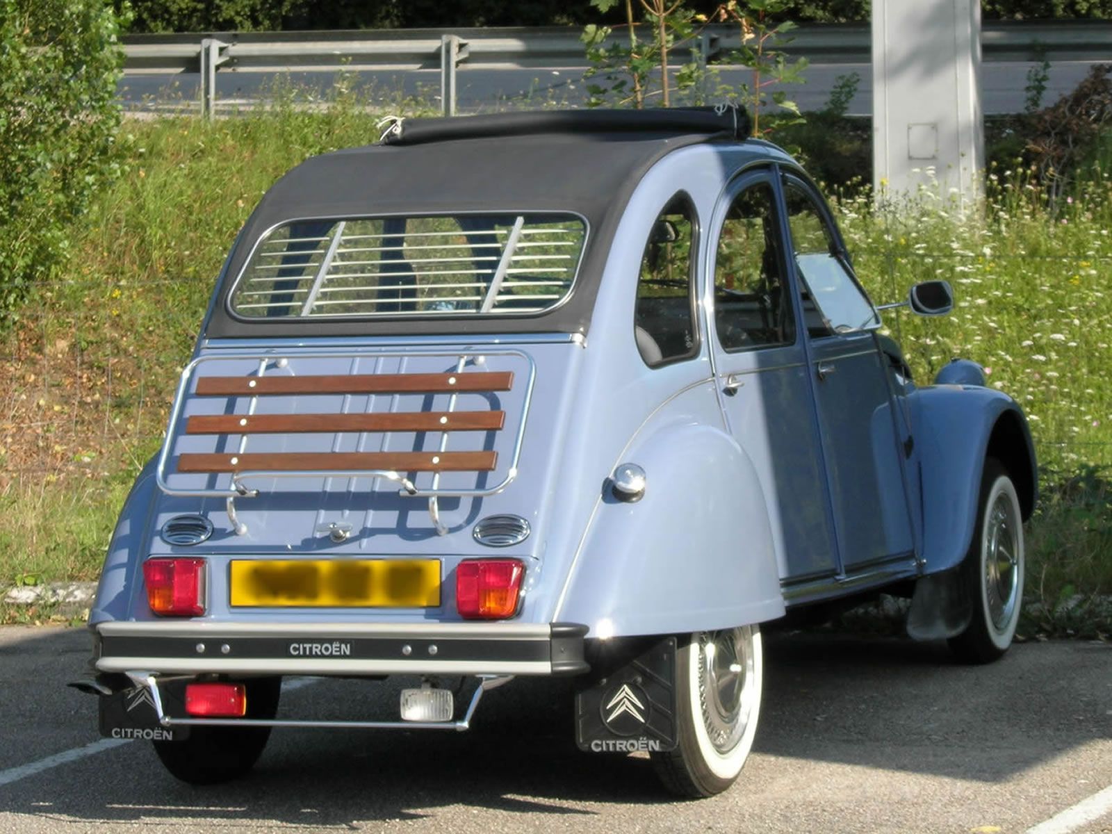 citroen 2cv azka