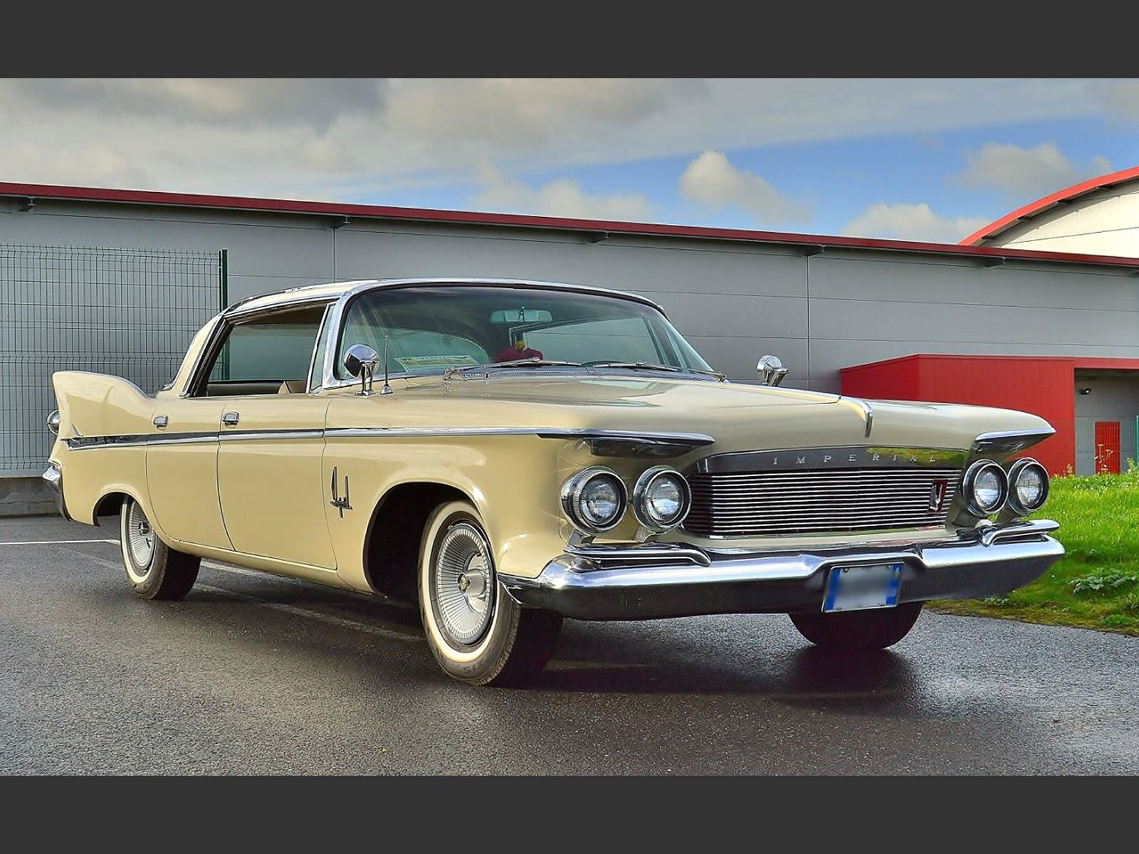 Photo_big_Imperial_Crown 350 cv_1976_6238_1