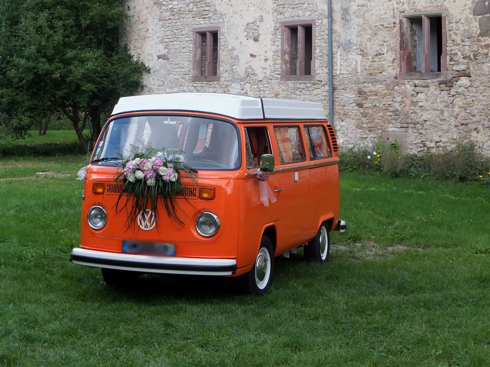 Location VOLKSWAGEN Combi Westfalia de 1975 pour mariage Maine et Loire