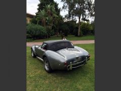 Louer une AC Cobra 650CV de de 1966 (Photo 3)