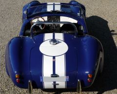 Louer une AC Cobra de de 1977 (Photo 2)