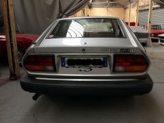 Louer une ALFA ROMEO Afletta GTV6 de de 1983 (Photo 3)