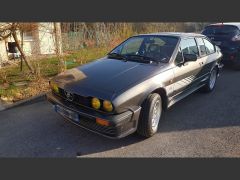 Louer une ALFA ROMEO Alfeta GTV Production  de de 1984 (Photo 1)