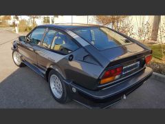 Louer une ALFA ROMEO Alfeta GTV Production de de 1984 (Photo 4)
