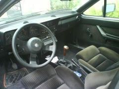Louer une ALFA ROMEO Alfetta GTV6 de de 1981 (Photo 3)