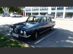 Louer une ALFA ROMEO Berlina 2000 de 1976 (Photo 1)