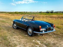 Louer une ALFA ROMEO Giulia 1600 spider de de 1963 (Photo 4)