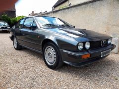 Louer une ALFA ROMEO GT V6 de de 1986 (Photo 1)