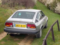 Louer une ALFA ROMEO GTV 6 de de 1983 (Photo 2)