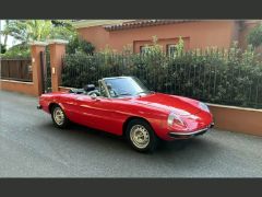 Louer une ALFA ROMEO Spider 2000 de de 1977 (Photo 1)