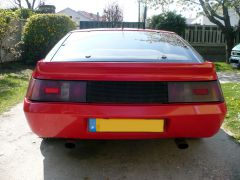 Louer une ALPINE V6 GT Turbo 200 CV de de 1988 (Photo 3)