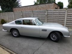 Louer une ASTON MARTIN DB6 de de 1966 (Photo 2)