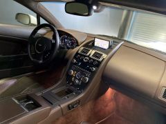 Louer une Aston Martin Vantage de de 2000 (Photo 4)