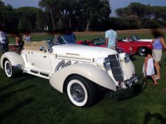 Louer une AUBURN Speedster de de 1935 (Photo 1)