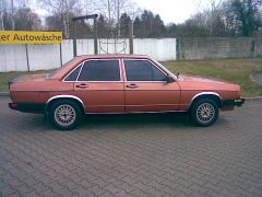 Louer une AUDI 100 GLS de de 1977 (Photo 3)