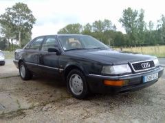 Louer une AUDI V8 Quattro de de 1990 (Photo 1)