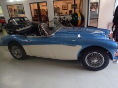 Louer une AUSTIN Healey 3000 BJ8 de de 1967 (Photo 3)