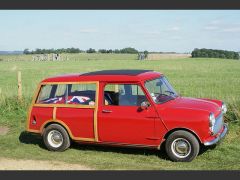 AUSTIN Mini Countryman (Photo 1)