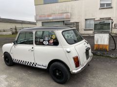 AUSTIN Mini Mayfair (Photo 4)