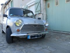 Louer une AUSTIN Mini de 1983 (Photo 0)