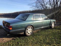 Louer une BENTLEY Brooklands 305 CV de de 1997 (Photo 4)