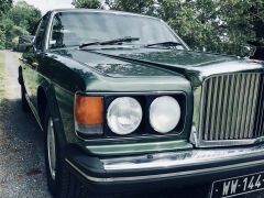 Louer une BENTLEY Eight de de 1986 (Photo 2)