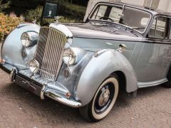 Louer une BENTLEY MK6 de de 1949 (Photo 1)