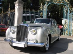 Louer une BENTLEY S2 de de 1962 (Photo 2)