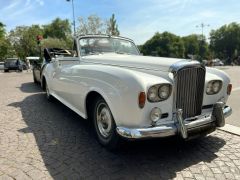 Louer une BENTLEY S3 Cabriolet de 1963 (Photo 1)