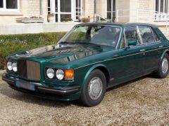 Louer une BENTLEY Turbo R 320CV de 1991 (Photo 0)