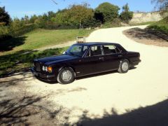 Louer une BENTLEY Turbo R de de 1991 (Photo 2)