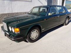 Louer une BENTLEY Turbo RL 385CV de 1993 (Photo 2)